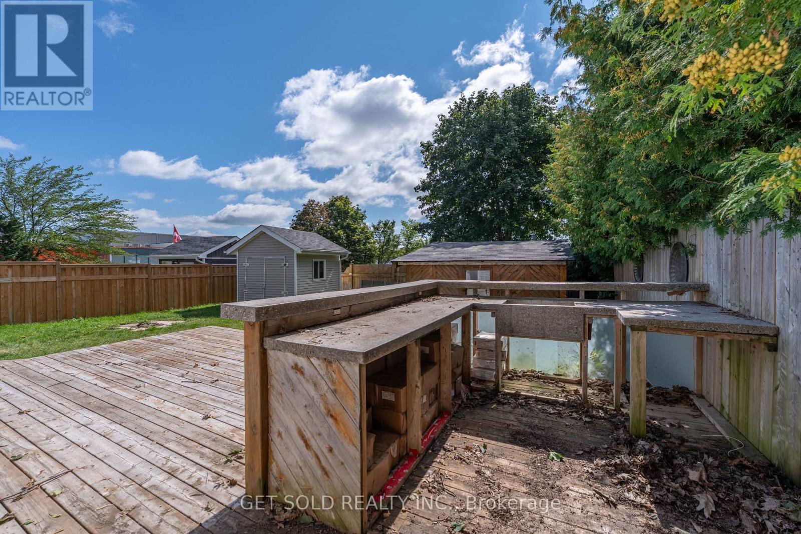 12 Vimy Street, Halton Hills, Ontario  L7J 1S1 - Photo 34 - W13713660