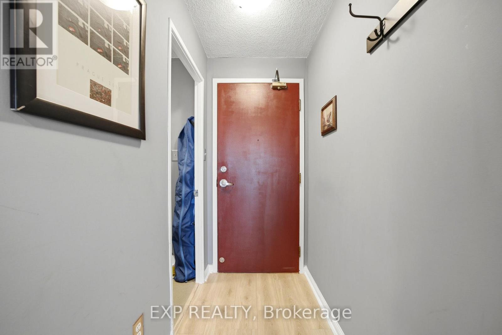 1001 - 101 Subway Crescent, Toronto, Ontario  M9B 6K4 - Photo 6 - W13713662
