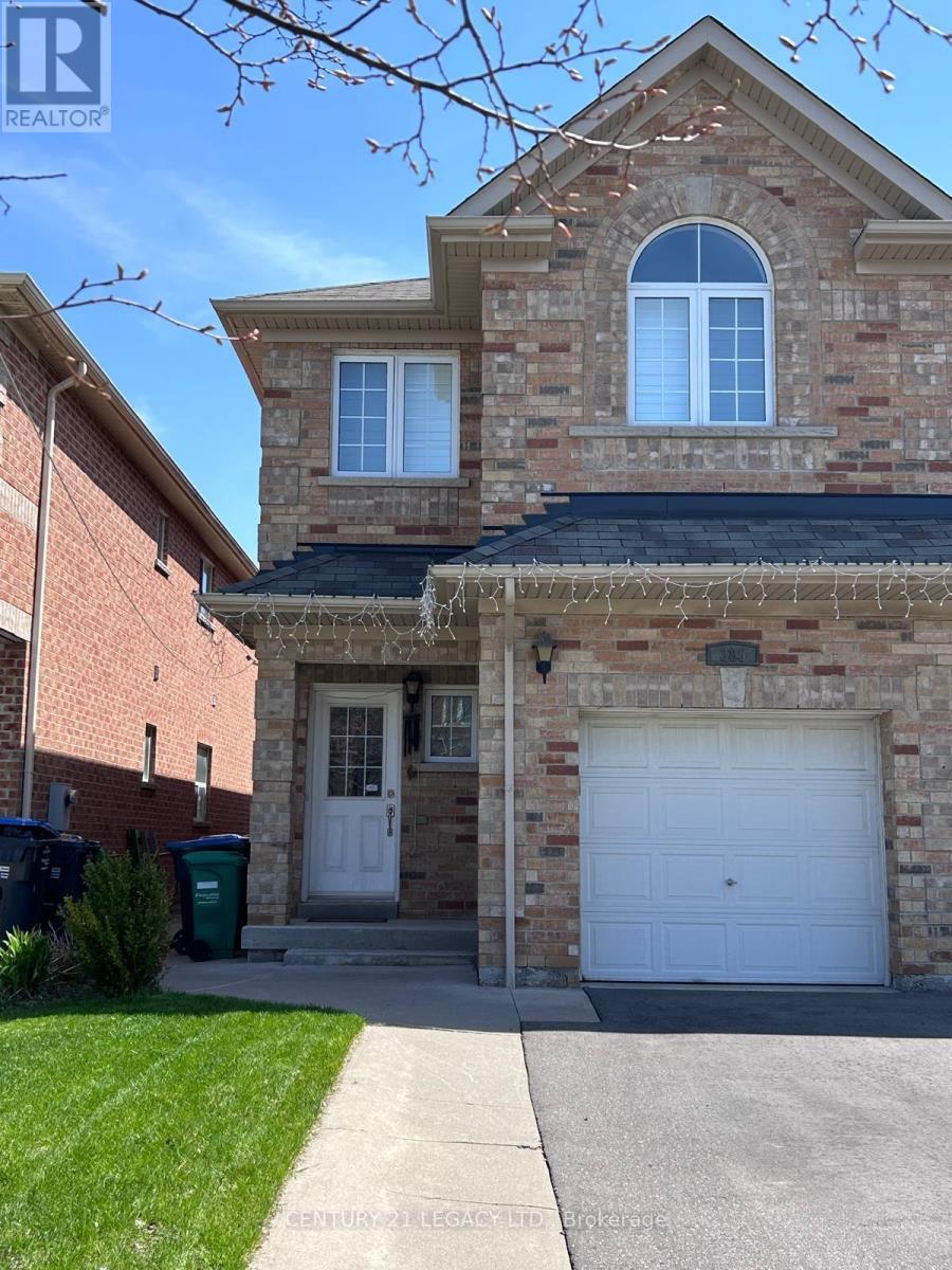 385 Comiskey Crescent, Mississauga, Ontario  L5W 0C6 - Photo 2 - W13713708
