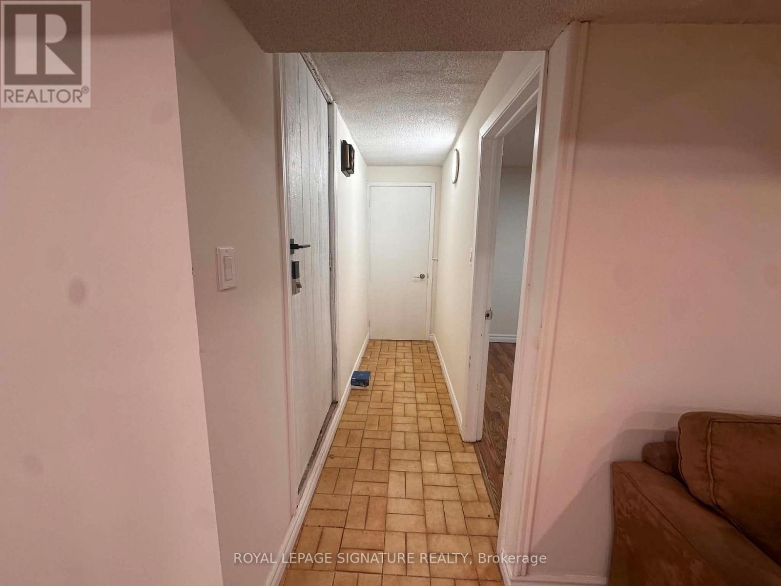 Lower Bsmt - 4170 Sunset Valley Court, Mississauga, Ontario  L4W 3L5 - Photo 8 - W13713768