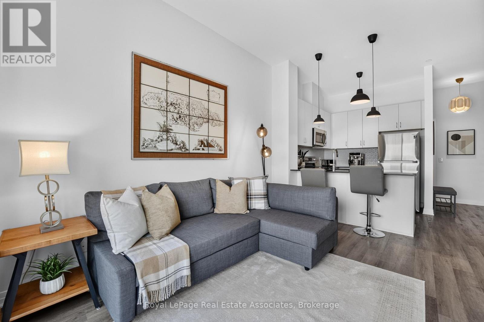636 - 102 Grovewood Common, Oakville, Ontario  L6H 0X2 - Photo 12 - W13713784