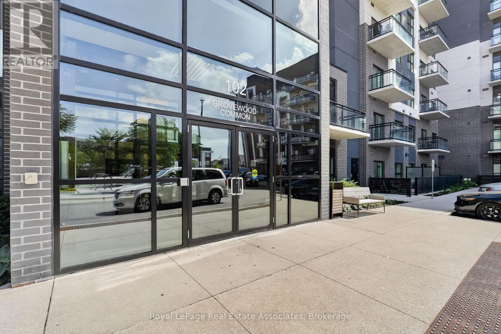 636 - 102 Grovewood Common, Oakville, Ontario  L6H 0X2 - Photo 42 - W13713784