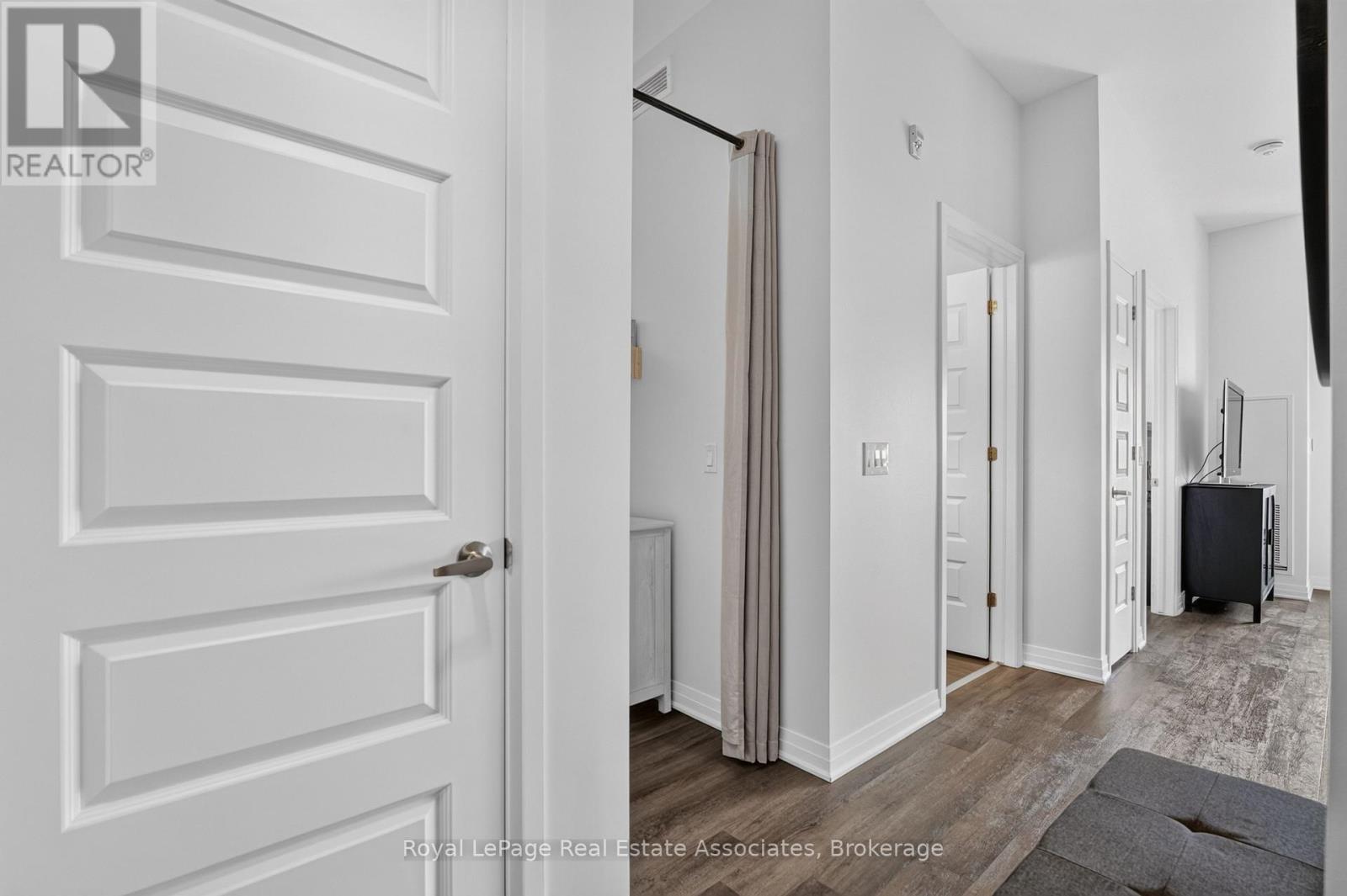 636 - 102 Grovewood Common, Oakville, Ontario  L6H 0X2 - Photo 46 - W13713784