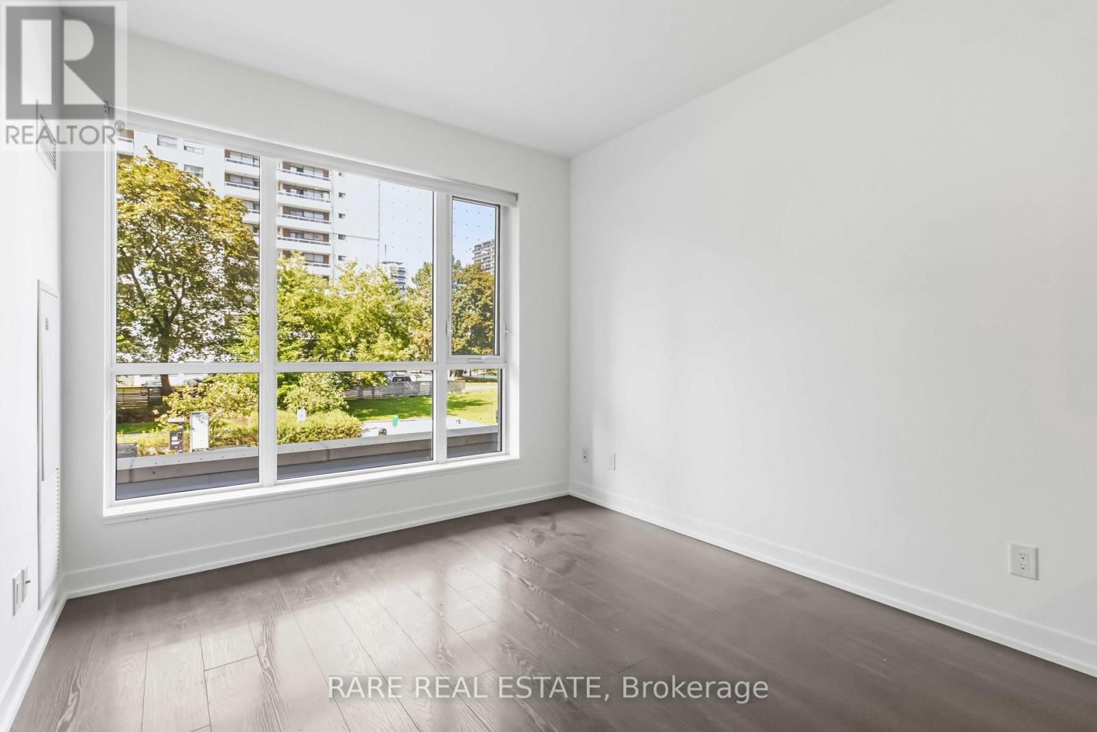 209 - 1830 Bloor Street W, Toronto, Ontario  M6P 0A2 - Photo 3 - W13713822