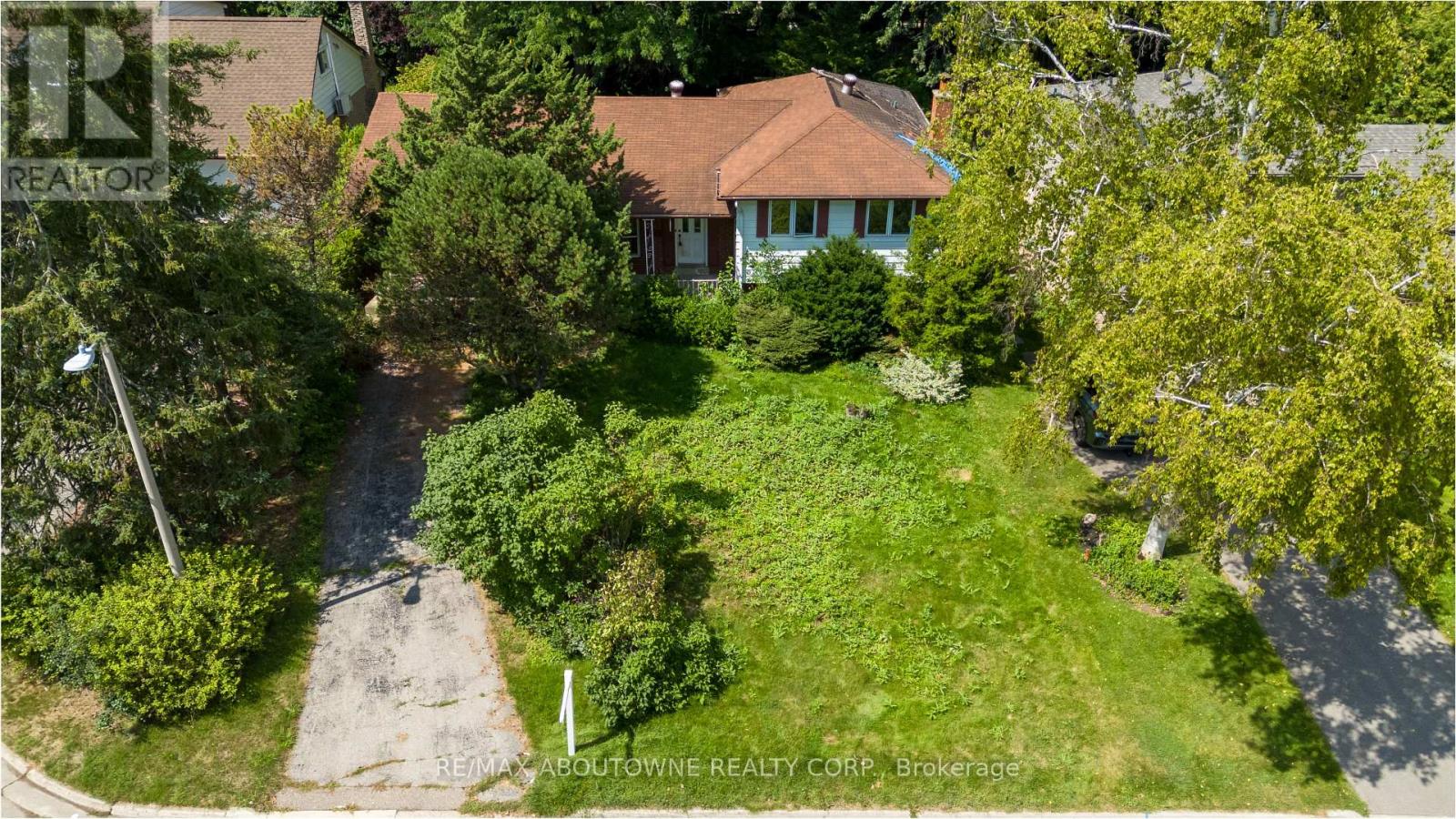144 Ulster Drive, Oakville, Ontario  L6L 3P2 - Photo 6 - W13713842