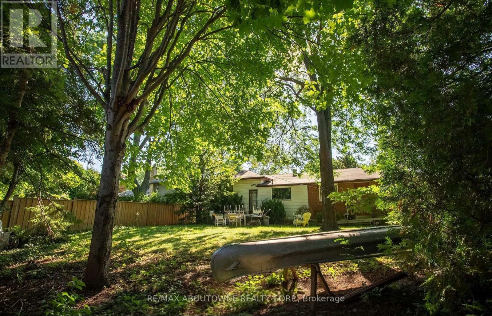 144 Ulster Drive, Oakville, Ontario  L6L 3P2 - Photo 7 - W13713842