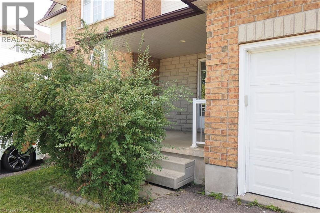 776 Paris Boulevard, Waterloo, Ontario  N2T 2Y1 - Photo 4 - 40858129