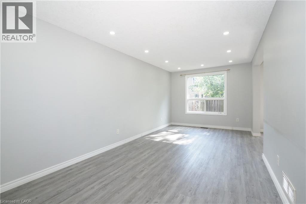 776 Paris Boulevard, Waterloo, Ontario  N2T 2Y1 - Photo 10 - 40858129