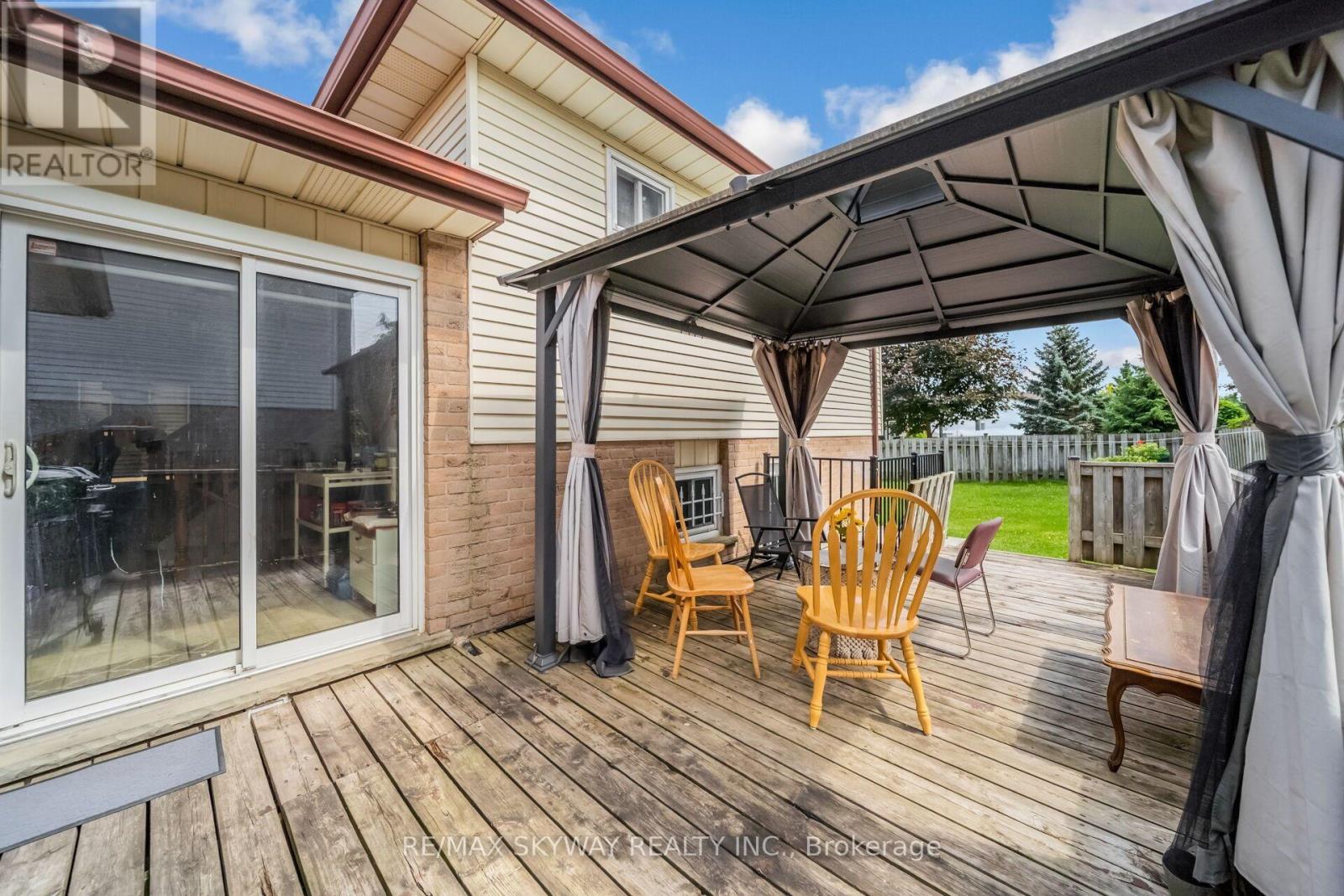 42 Newbury Drive, Kitchener, Ontario  N2N 2X6 - Photo 44 - X13713620