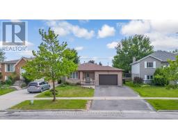 42 NEWBURY DRIVE, Kitchener, Ontario
