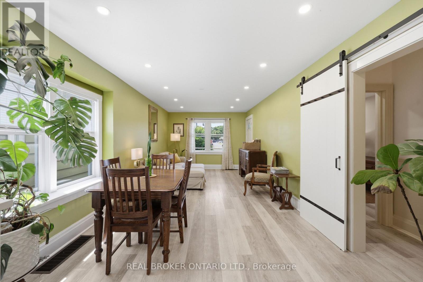 218 Lake Street, St. Catharines, Ontario  L2R 5Z2 - Photo 8 - X13713676