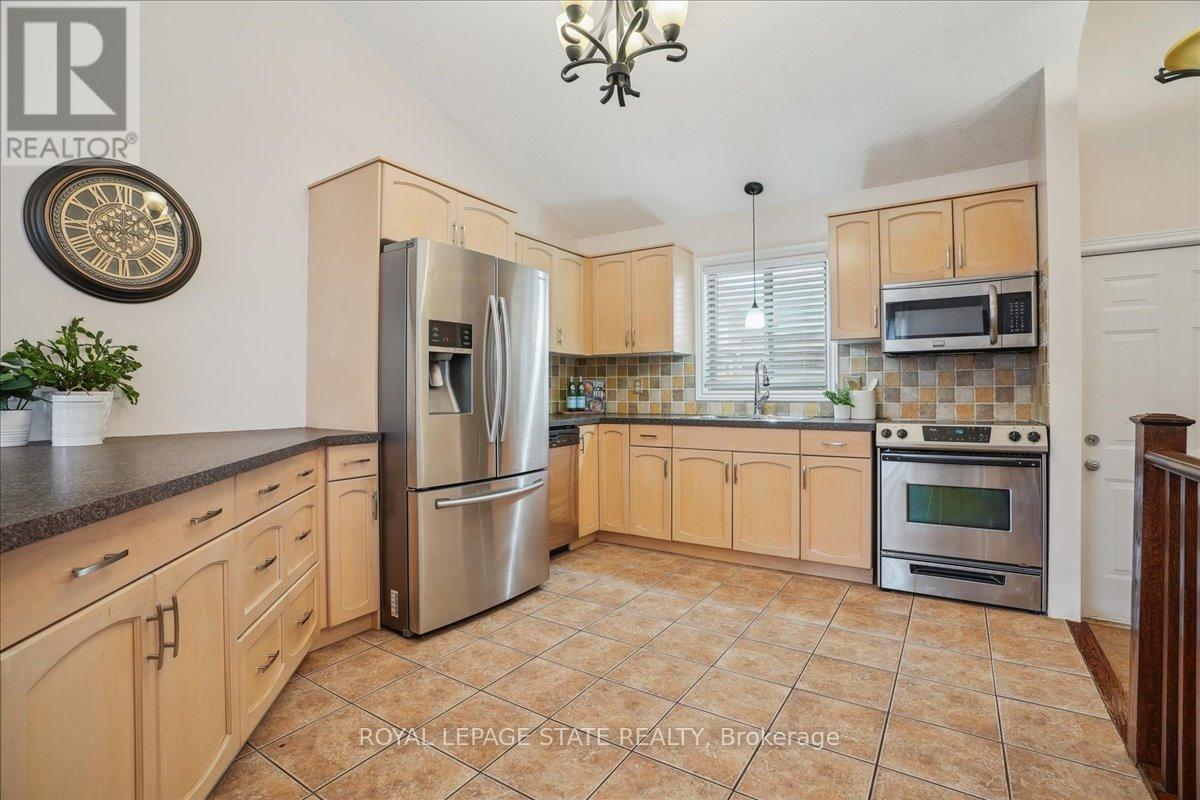 32 Sonoma Lane, Hamilton, Ontario  L8E 6B5 - Photo 22 - X13713684