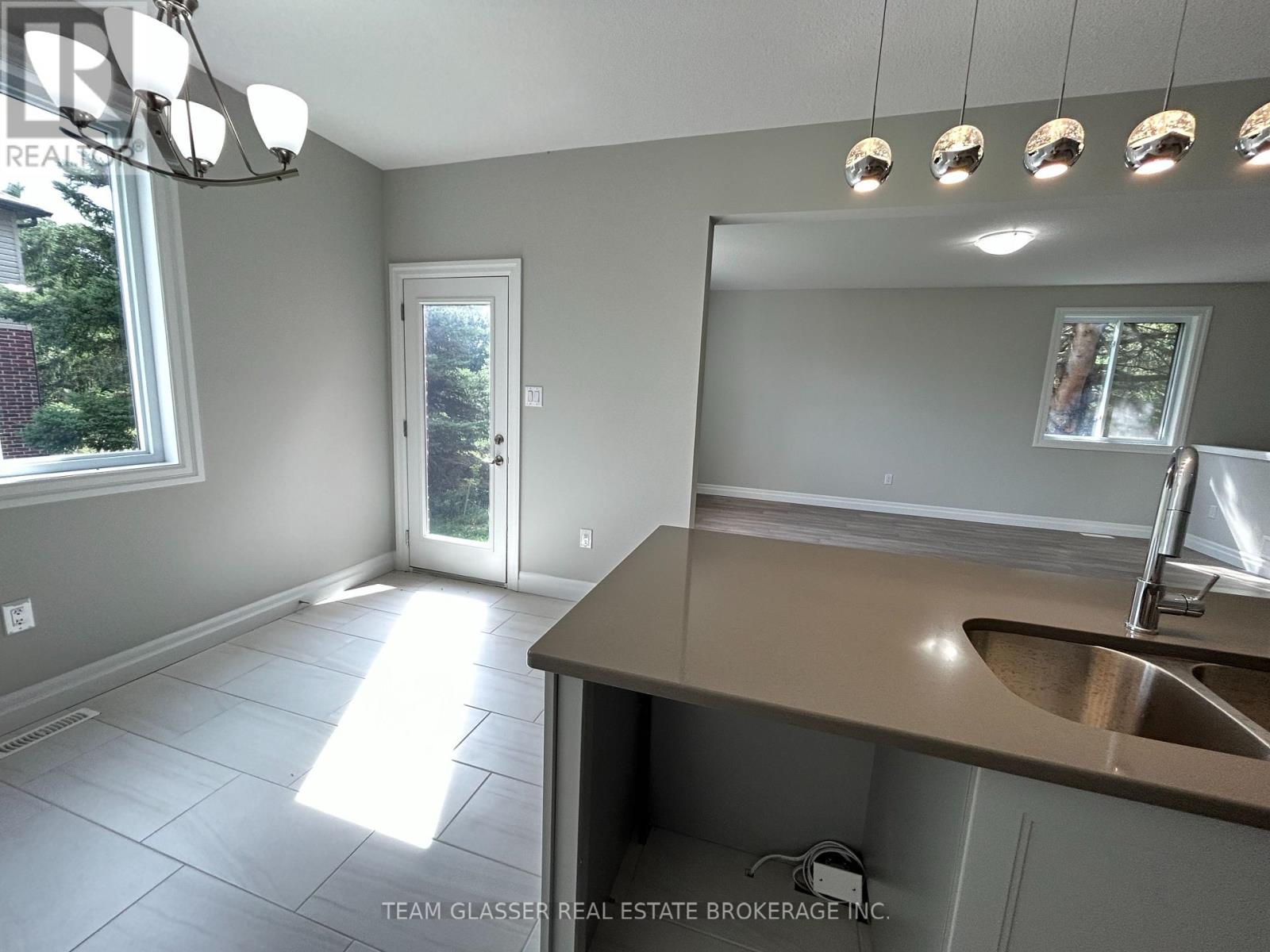 1604 Chickadee Trail, London South, Ontario  N6N 1K2 - Photo 34 - X13694896