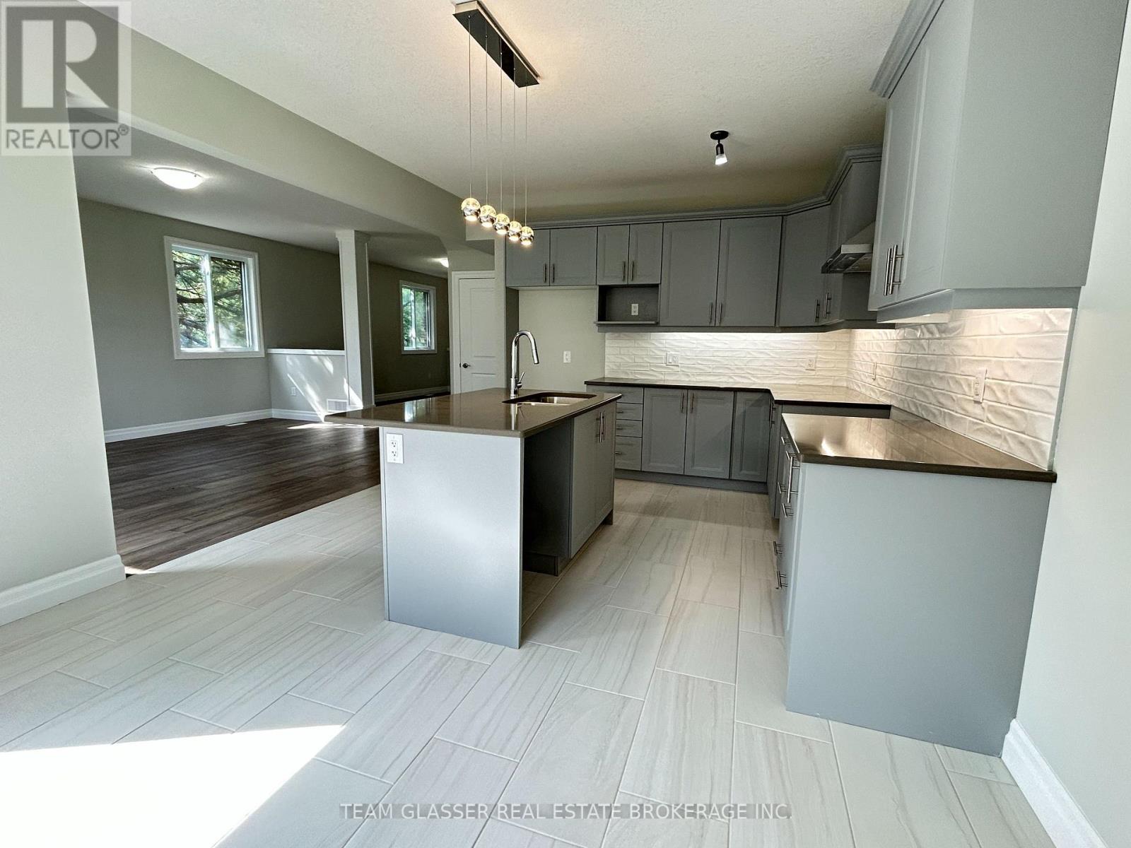 1604 Chickadee Trail, London South, Ontario  N6N 1K2 - Photo 39 - X13694896