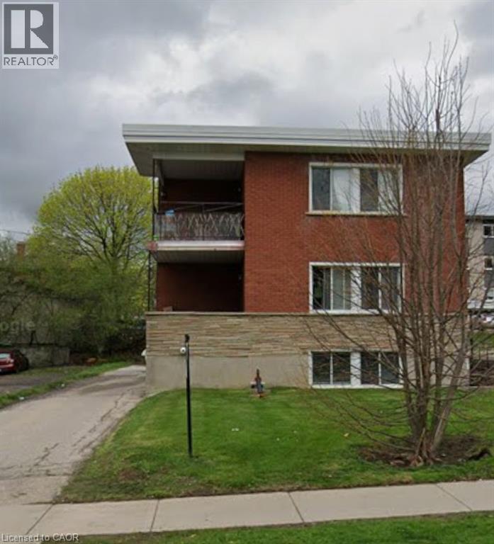 18 High Street — photo 1