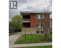 18 HIGH Street, waterloo, Ontario
