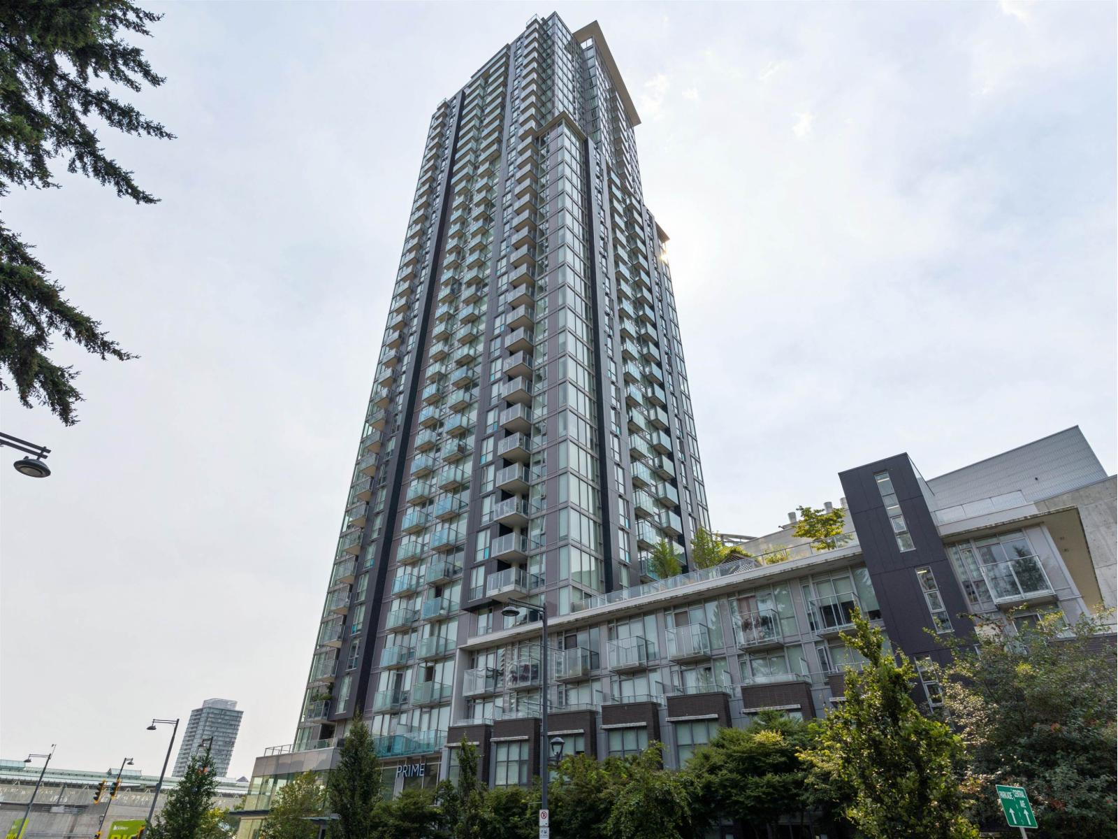 1903 13438 Central Avenue, Surrey, British Columbia V3T 0N2 - Photo 34 - R3157336