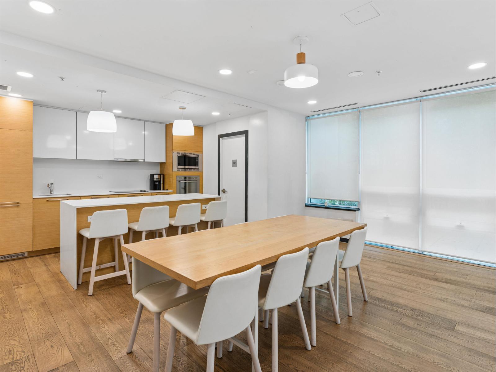 1903 13438 Central Avenue, Surrey, British Columbia V3T 0N2 - Photo 21 - R3157336