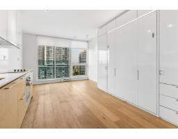 1903 13438 CENTRAL AVENUE, Surrey, British Columbia