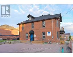 25 BERCZY STREET, Barrie, Ontario