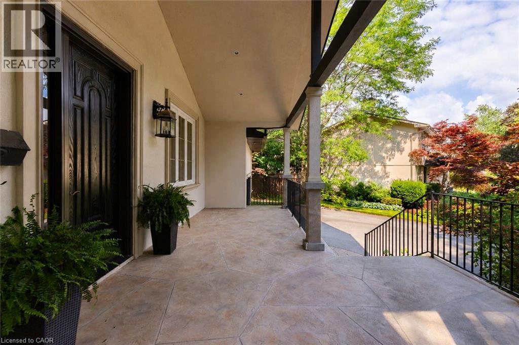1063 Greenoaks Drive, Mississauga, Ontario  L5J 3A1 - Photo 4 - 40858114