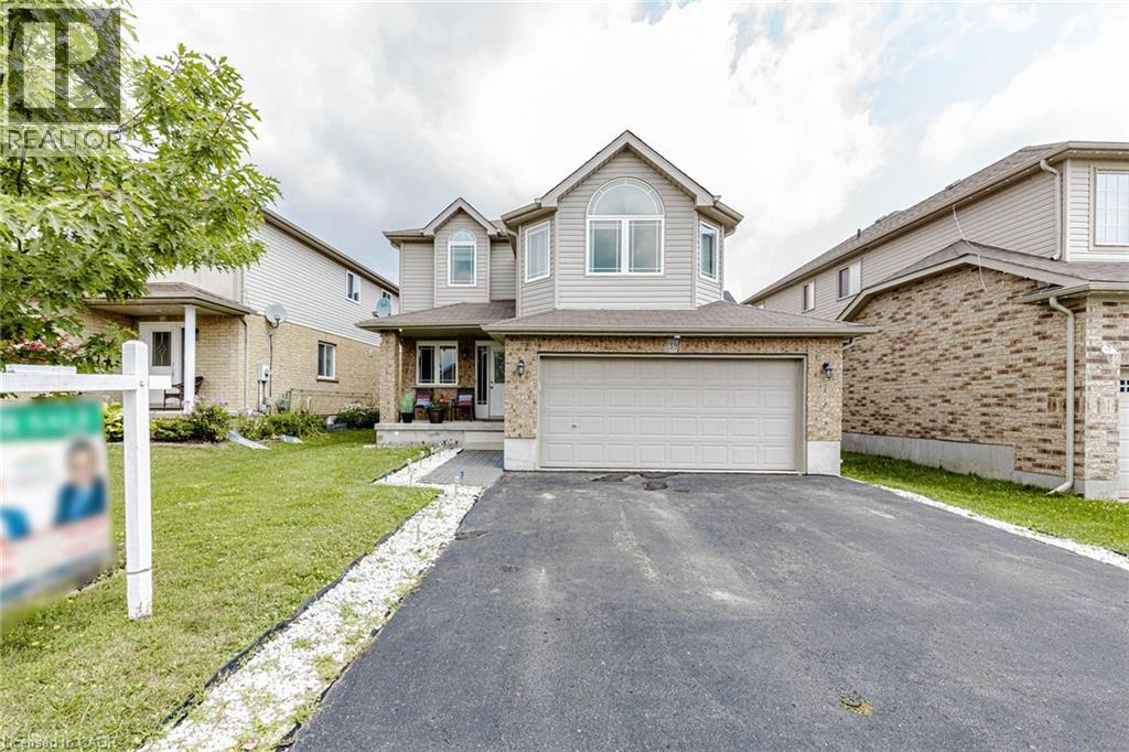 39 WASHBURN Drive, Guelph, Ontario