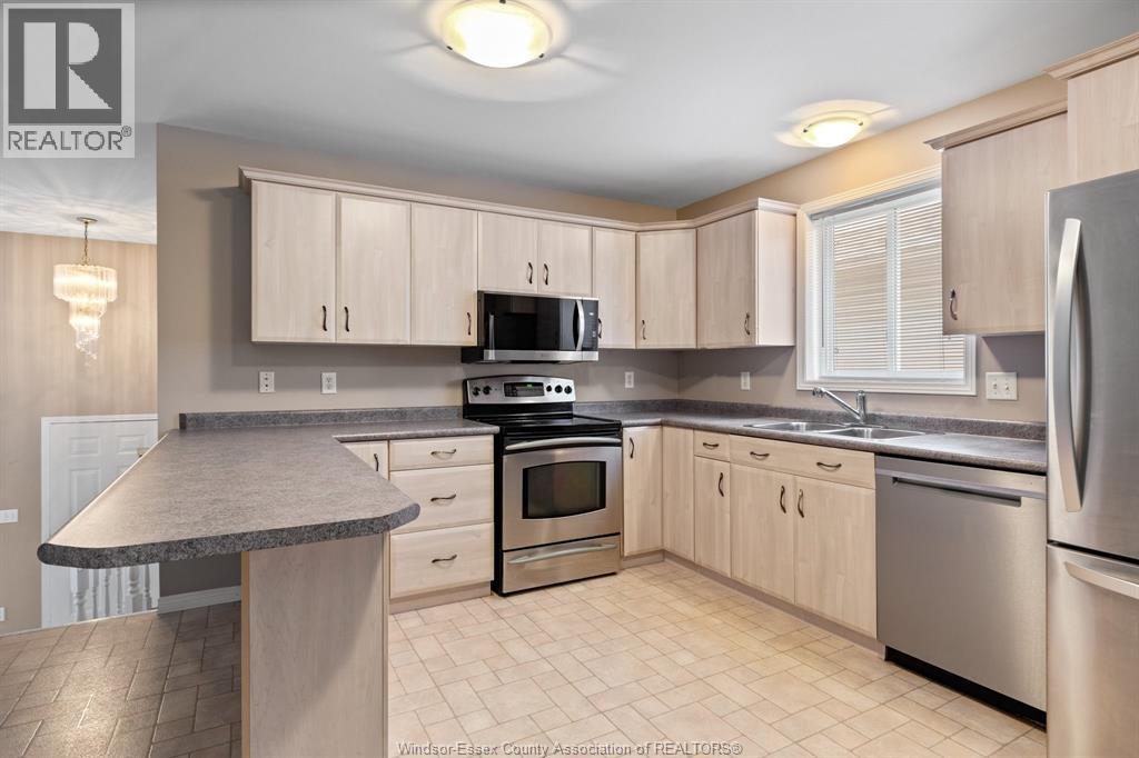 458 Merrill, Lasalle, Ontario  N9J 3N7 - Photo 16 - 26020853