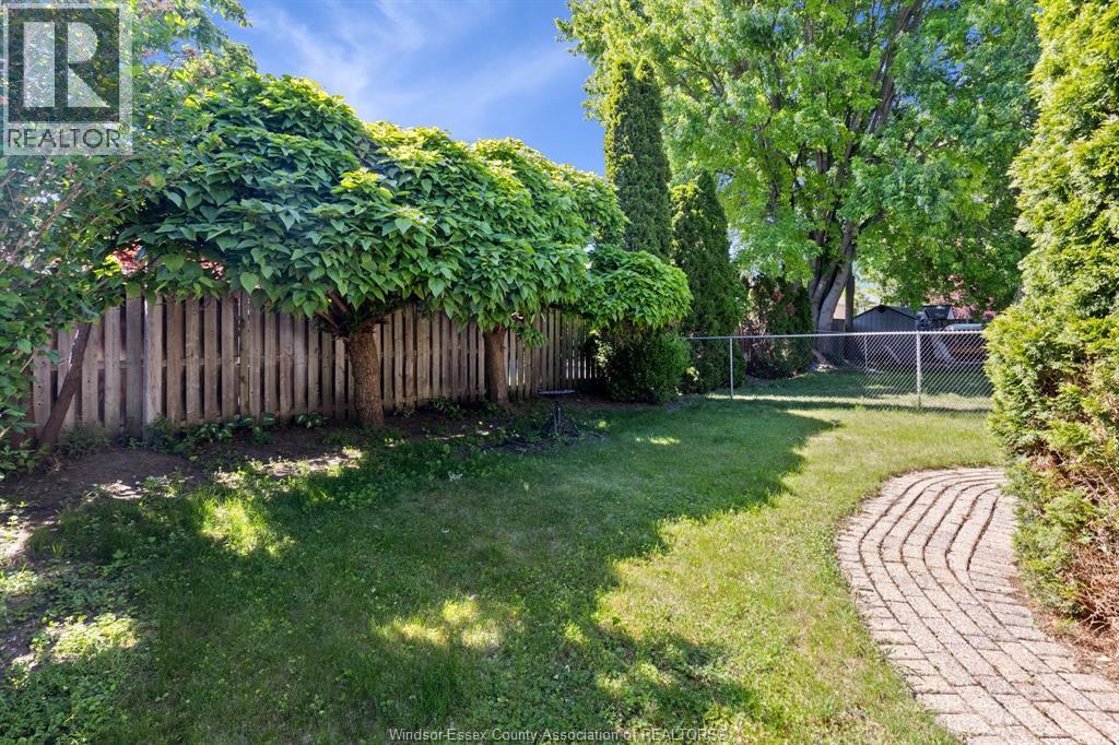 458 Merrill, Lasalle, Ontario  N9J 3N7 - Photo 31 - 26020853