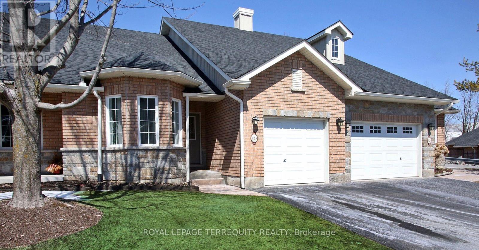123 Village Crescent, Peterborough, Ontario  K9J 0A9 - Photo 2 - X13204510