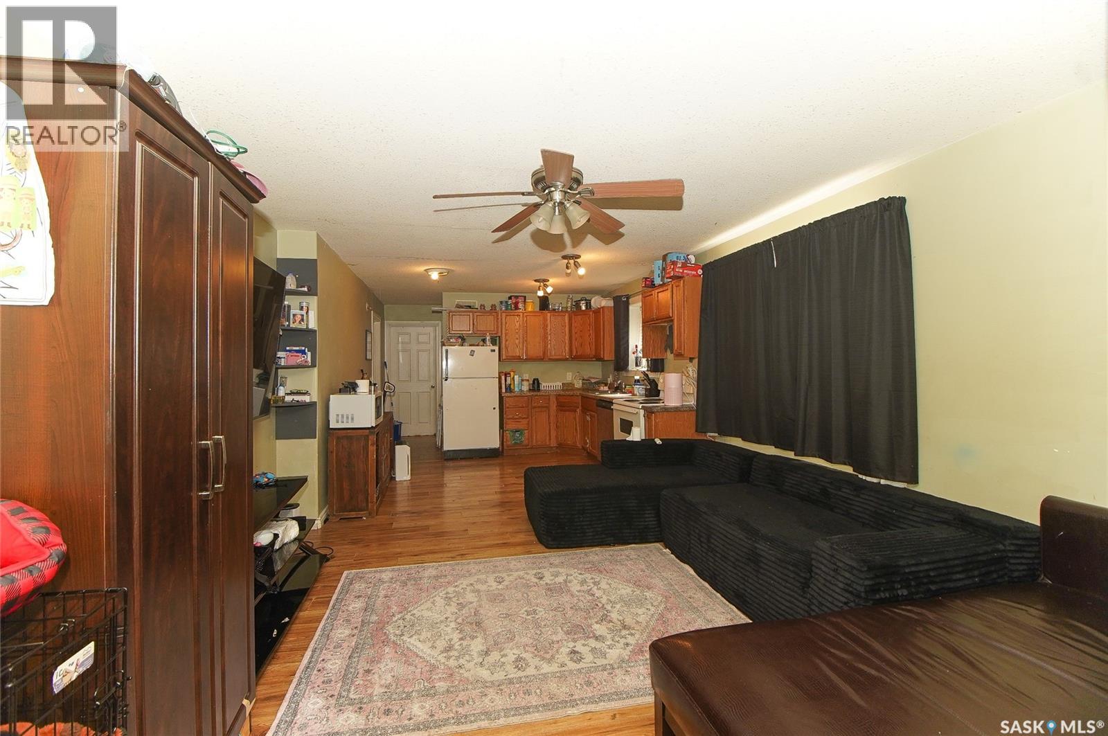 A B 417 Robinson Street, Regina, Saskatchewan  S4R 3R5 - Photo 19 - SK046679