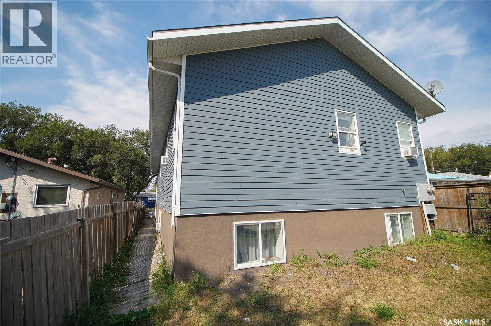A B 417 Robinson Street, Regina, Saskatchewan  S4R 3R5 - Photo 23 - SK046679