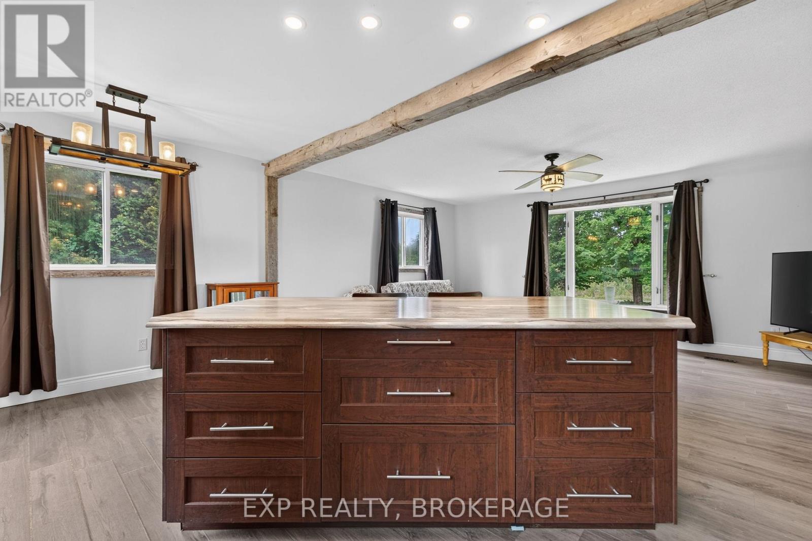 9009 Perth Road, Rideau Lakes, Ontario  K0G 1X0 - Photo 10 - X13713904