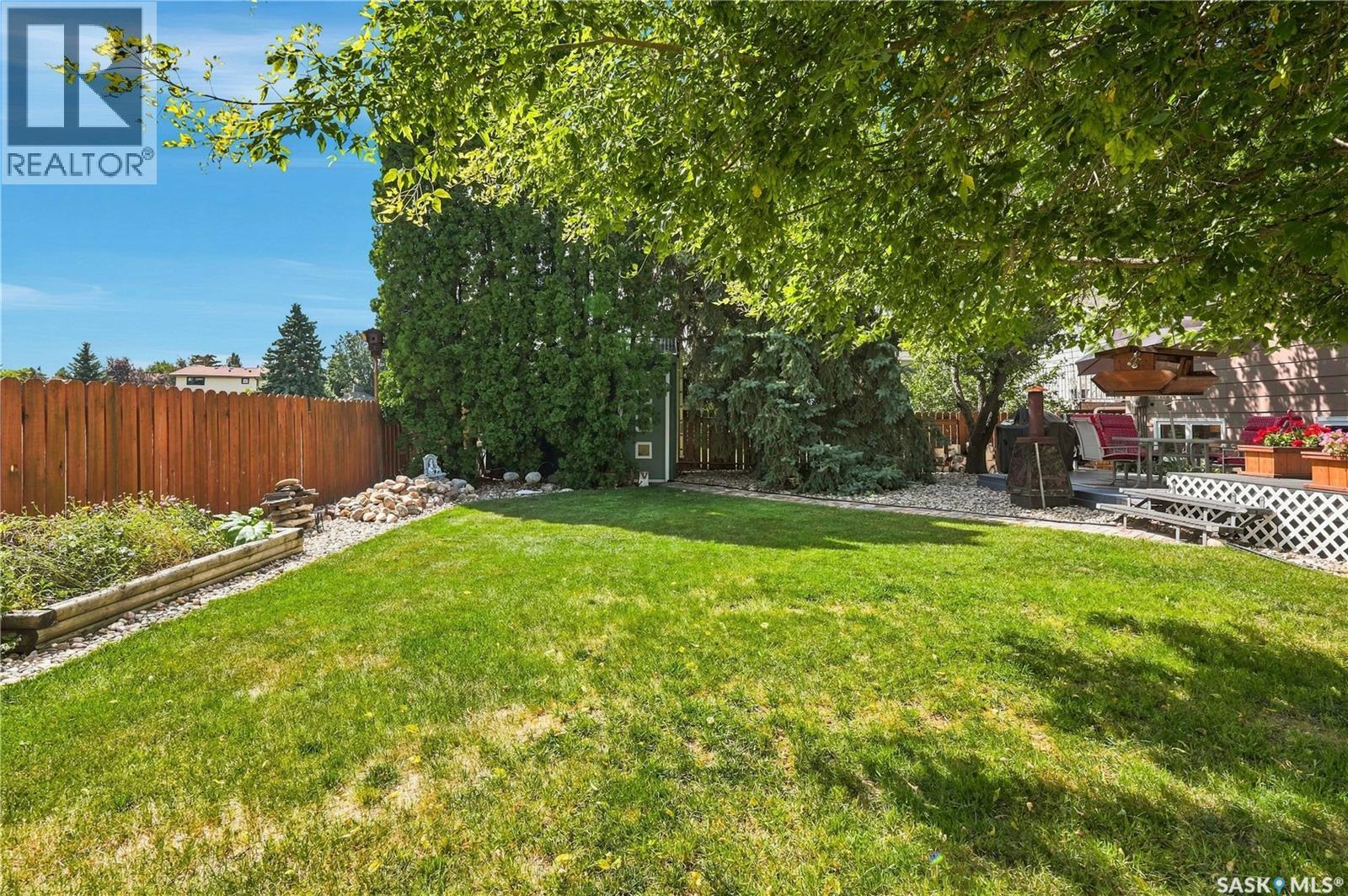 215 Stechishin Crescent, Saskatoon, Saskatchewan  S7K 5P6 - Photo 47 - SK046077