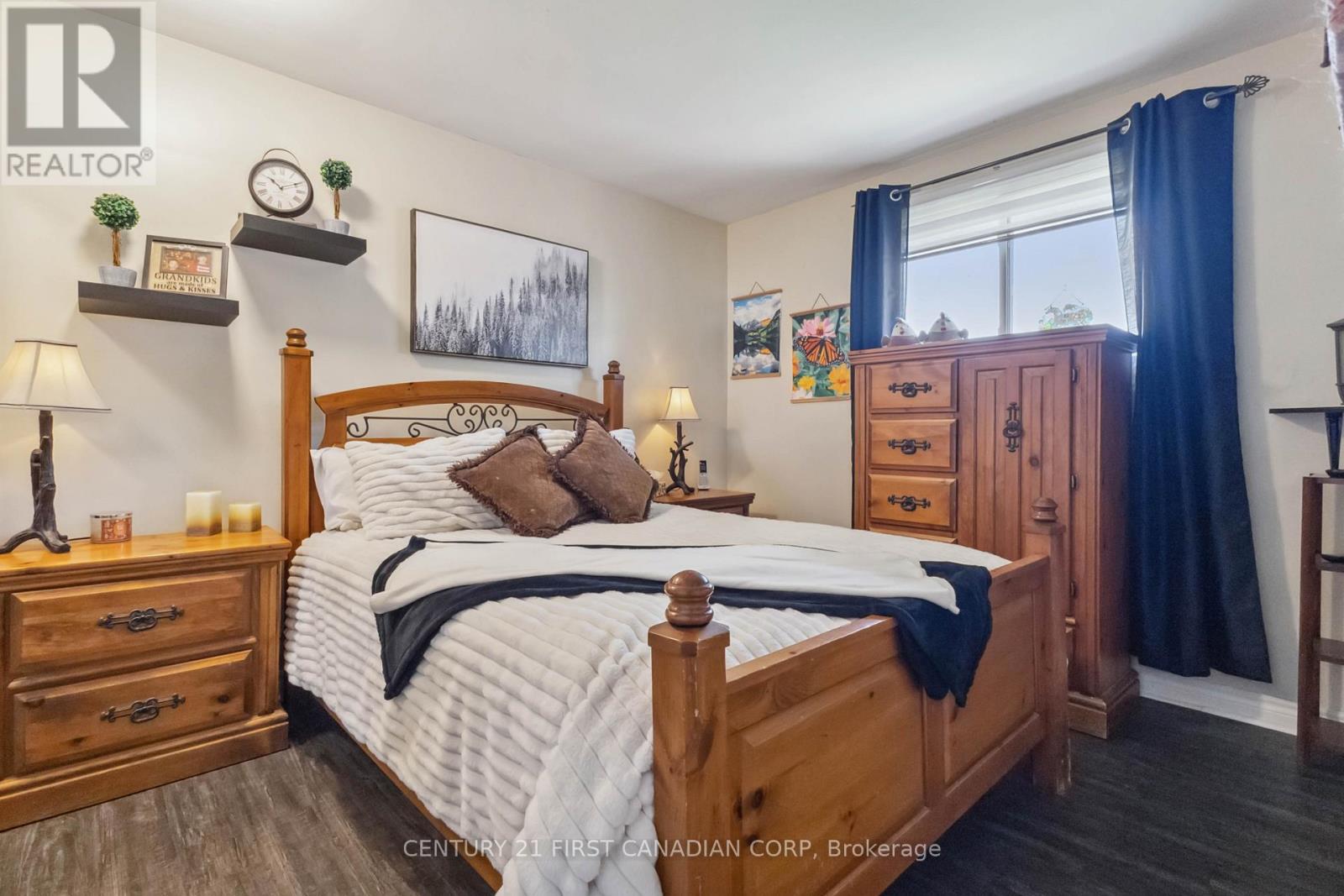 20883 Rebecca Road, Thames Centre, Ontario  N0E 1W0 - Photo 16 - X13713894