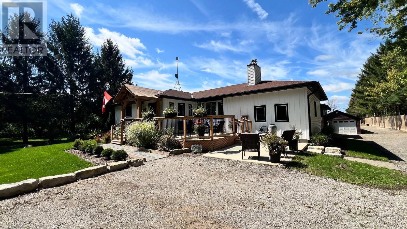 20883 Rebecca Road, Thames Centre, Ontario  N0E 1W0 - Photo 2 - X13713894