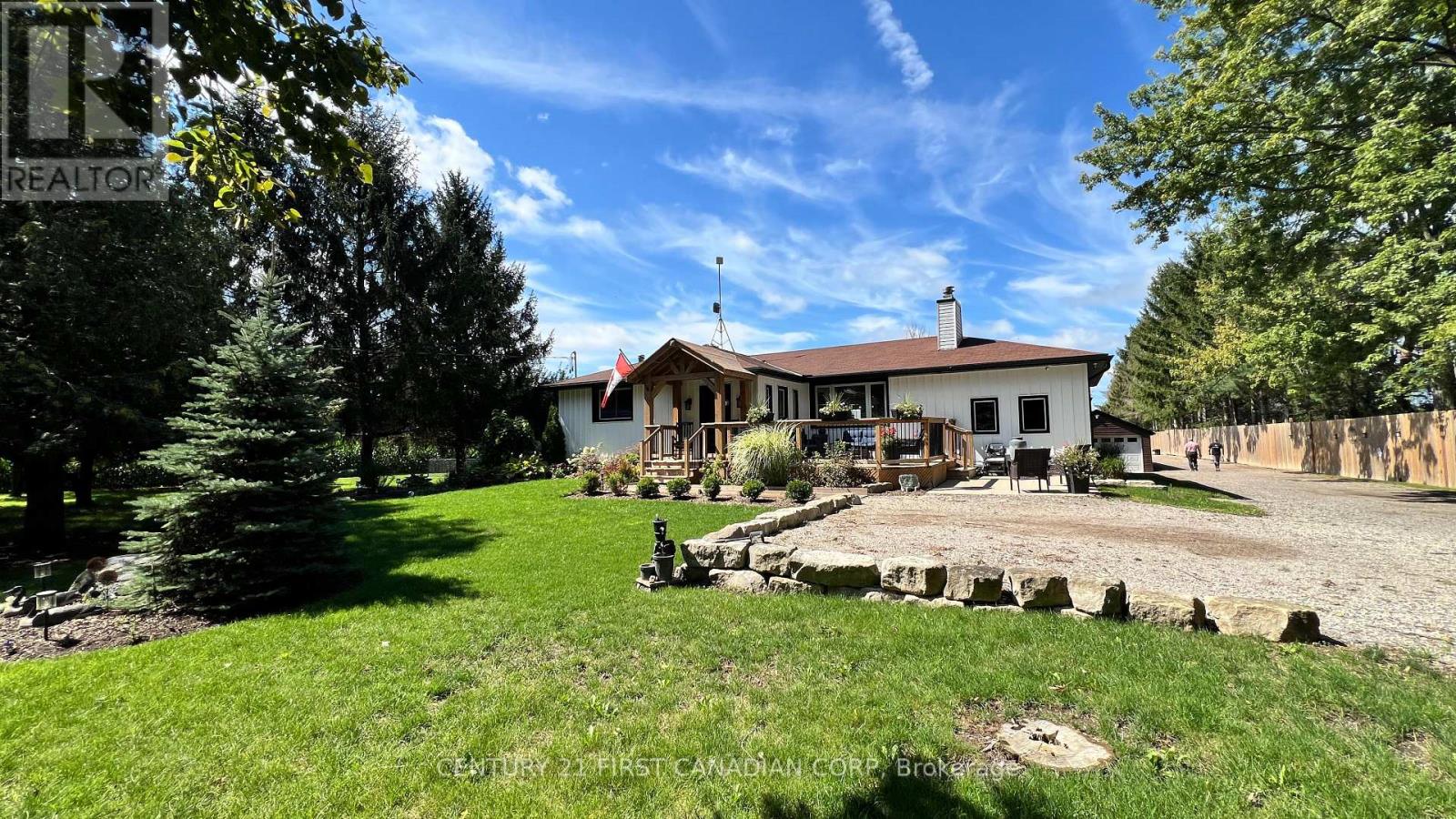 20883 Rebecca Road, Thames Centre, Ontario  N0E 1W0 - Photo 4 - X13713894
