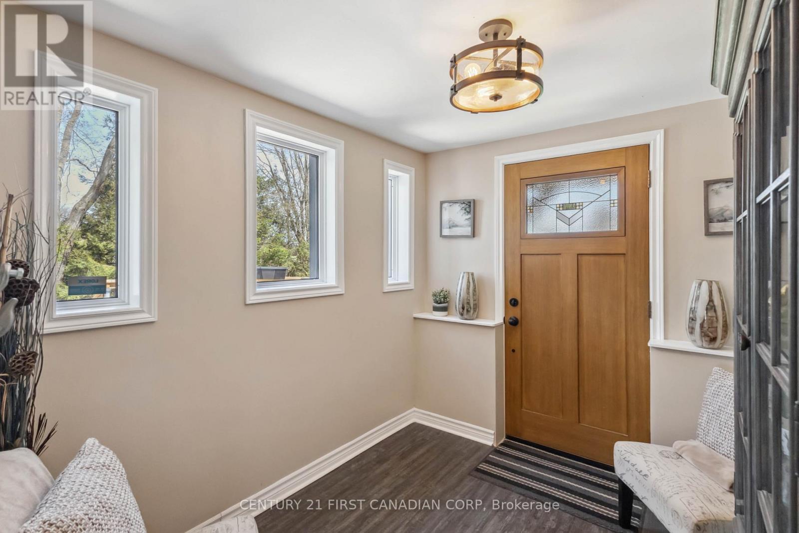 20883 Rebecca Road, Thames Centre, Ontario  N0E 1W0 - Photo 5 - X13713894