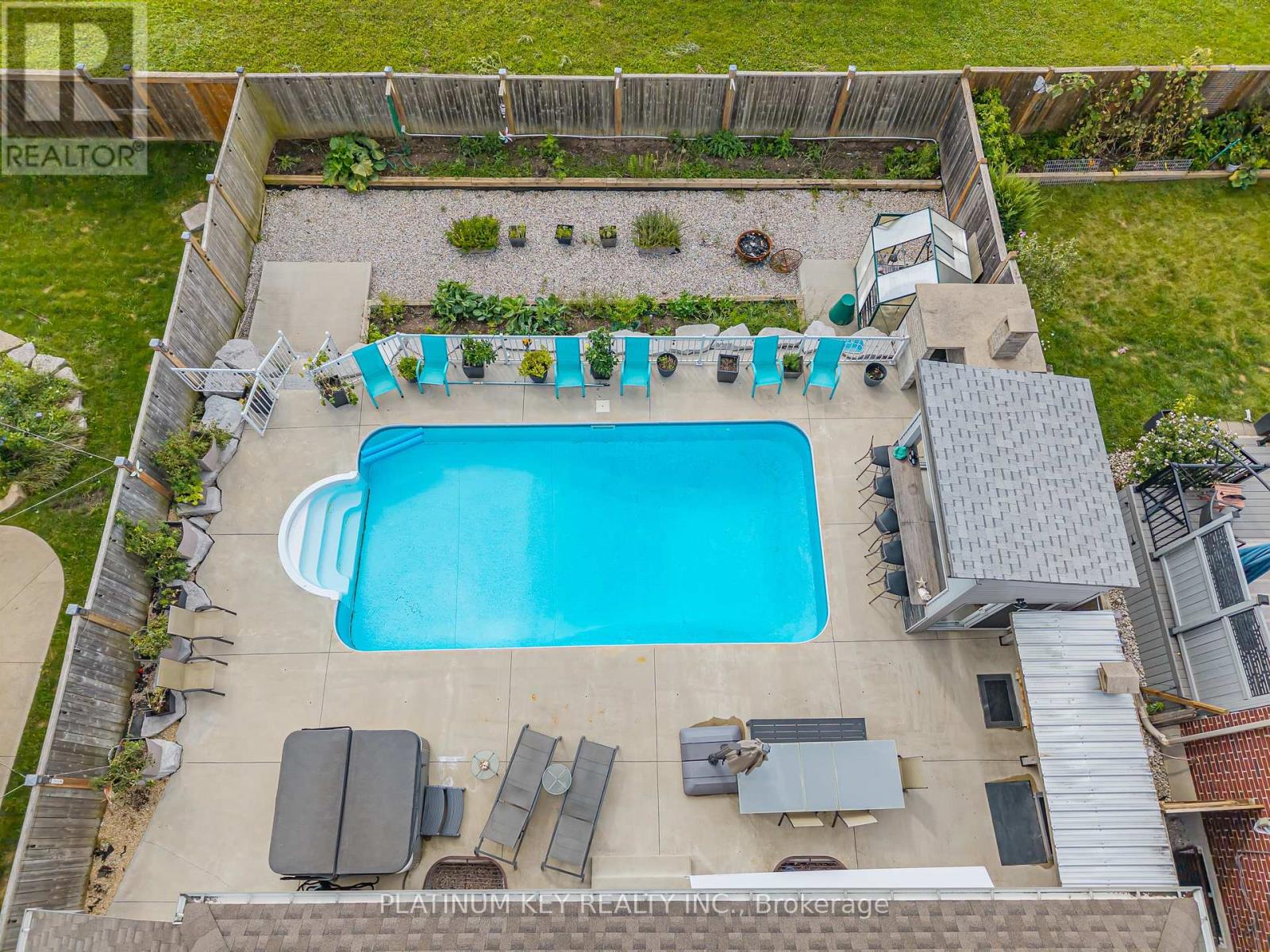 248 Snyders Avenue, Central Elgin, Ontario  N0L 1B0 - Photo 43 - X13713956