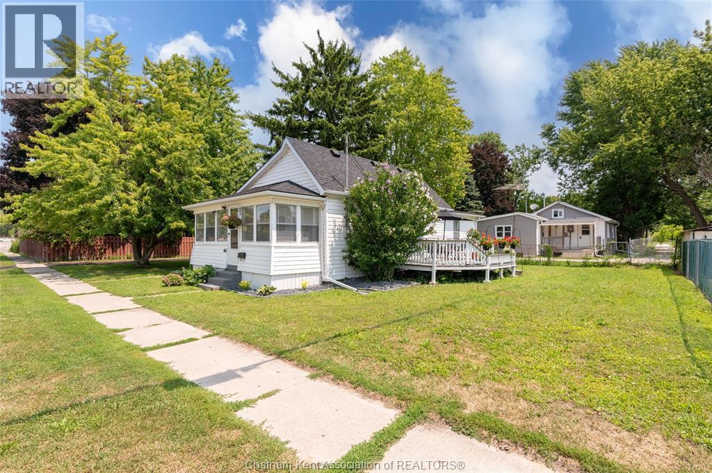 461 Selkirk Street, Wallaceburg, Ontario  N8A 3X9 - Photo 37 - 26016991