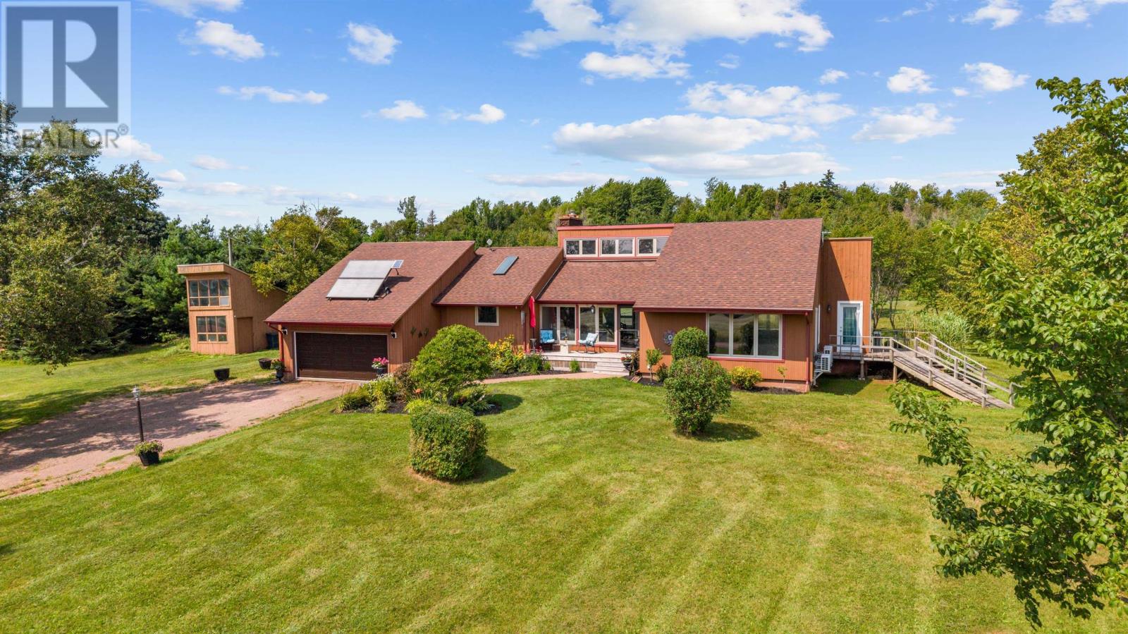 182 Upper Meadowbank Road, Cornwall, Prince Edward Island  C0A 1H1 - Photo 1 - 202621560