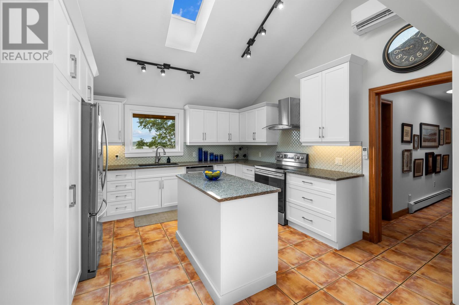 182 Upper Meadowbank Road, Cornwall, Prince Edward Island  C0A 1H1 - Photo 12 - 202621560