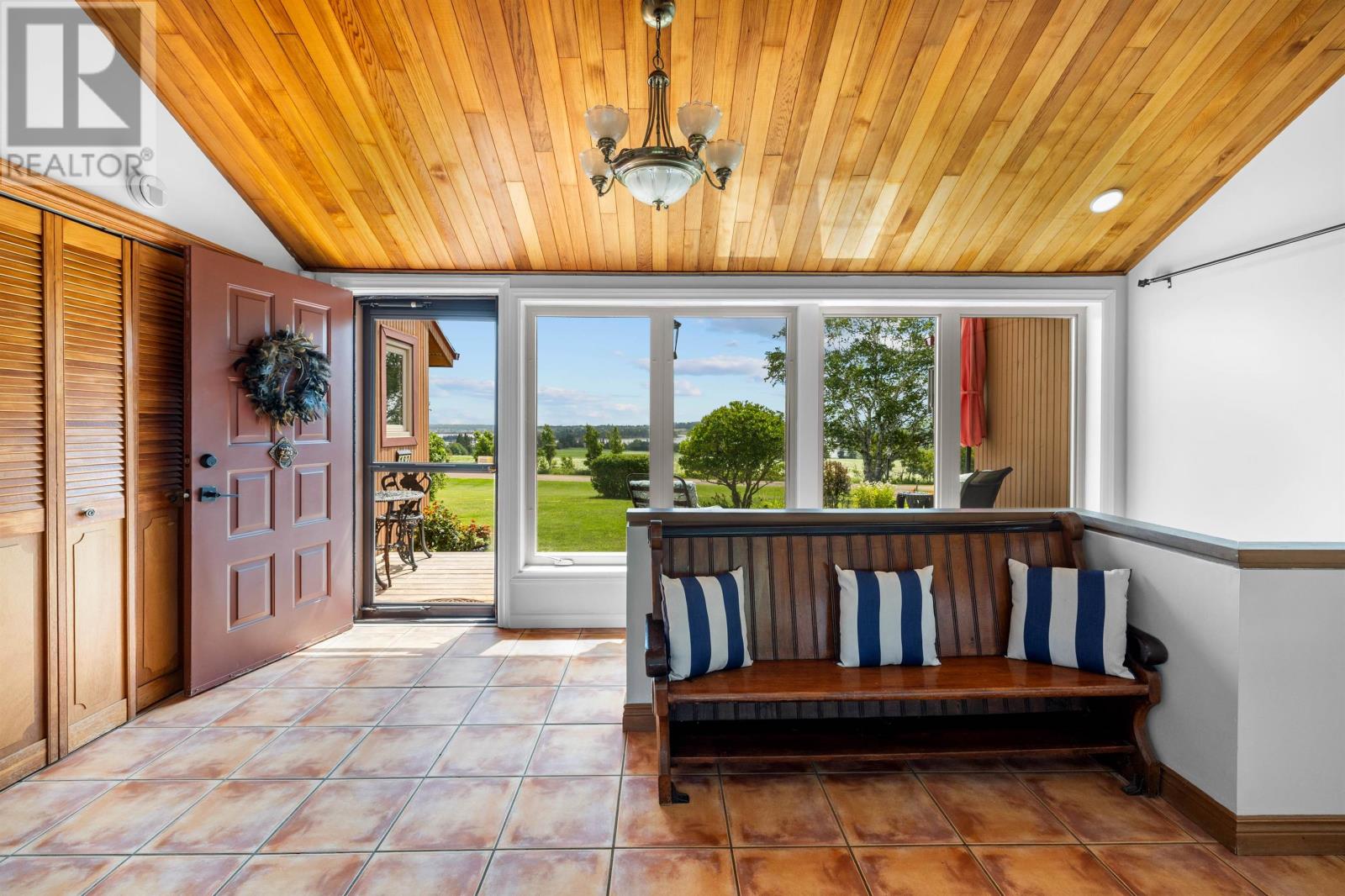 182 Upper Meadowbank Road, Cornwall, Prince Edward Island  C0A 1H1 - Photo 4 - 202621560