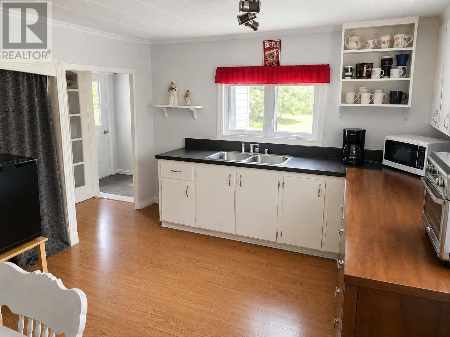 82 Long Run Road, Tors Cove, Newfoundland & Labrador  A0A 4A0 - Photo 4 - 1302367
