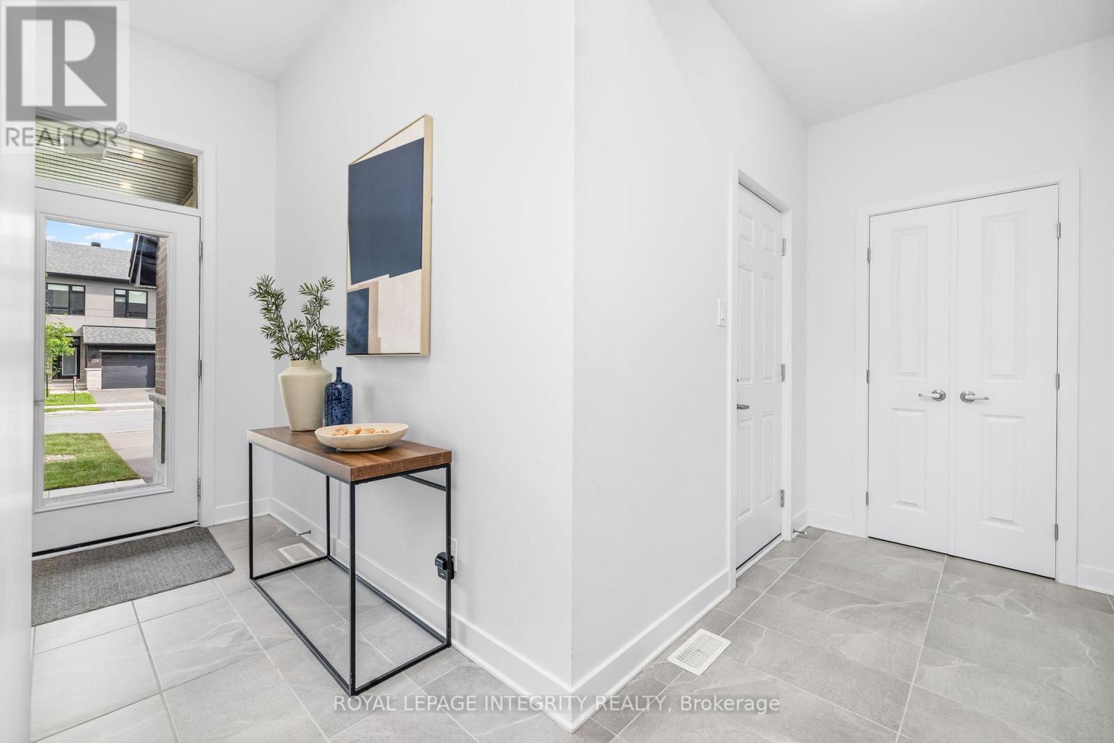 213 Bristol Crescent, North Grenville, Ontario K0G 1J0 - Photo 3 - X13713874
