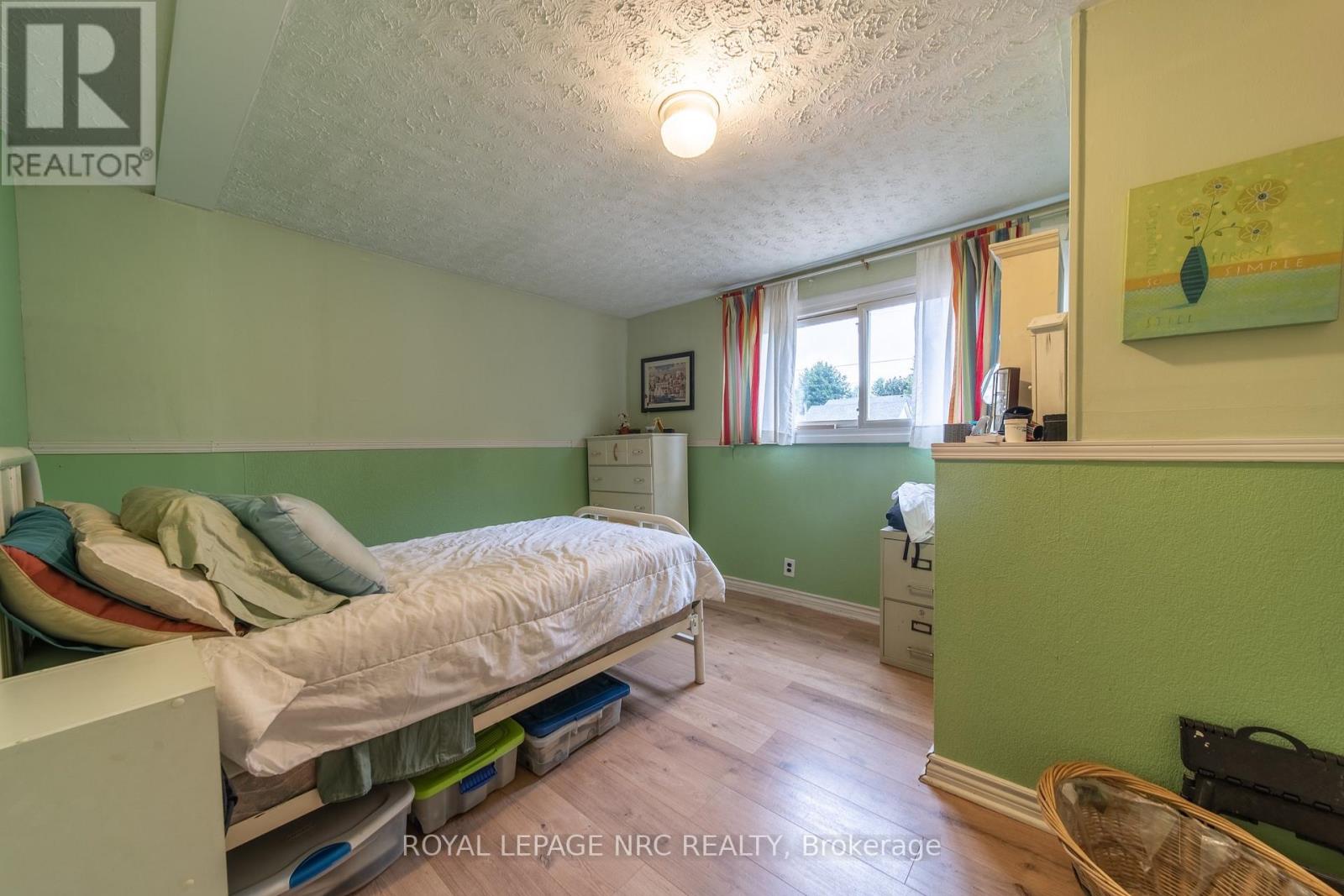 6334 Frederica Street, Niagara Falls, Ontario  L2G 1C4 - Photo 10 - X13713922