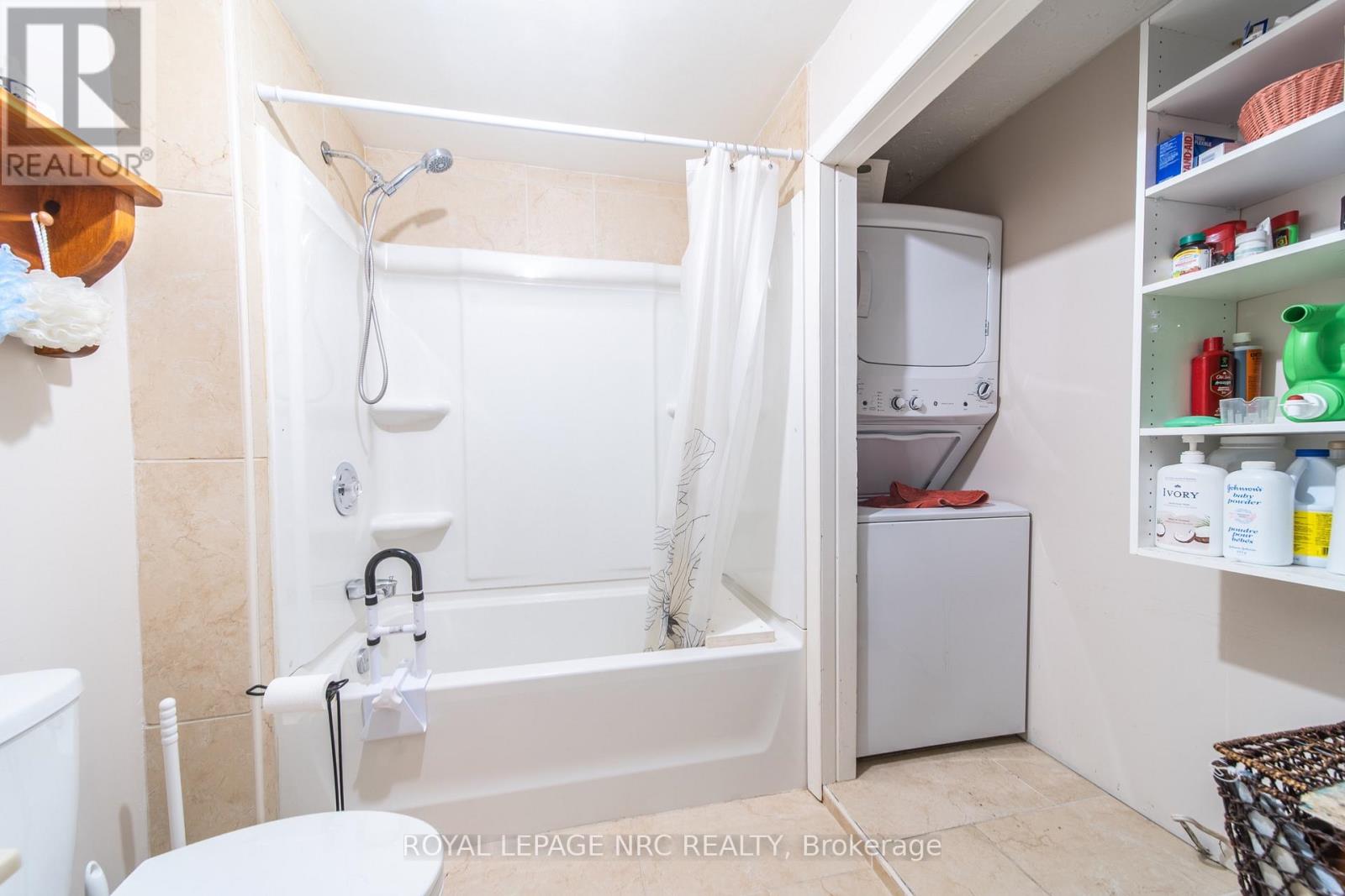 6334 Frederica Street, Niagara Falls, Ontario  L2G 1C4 - Photo 12 - X13713922
