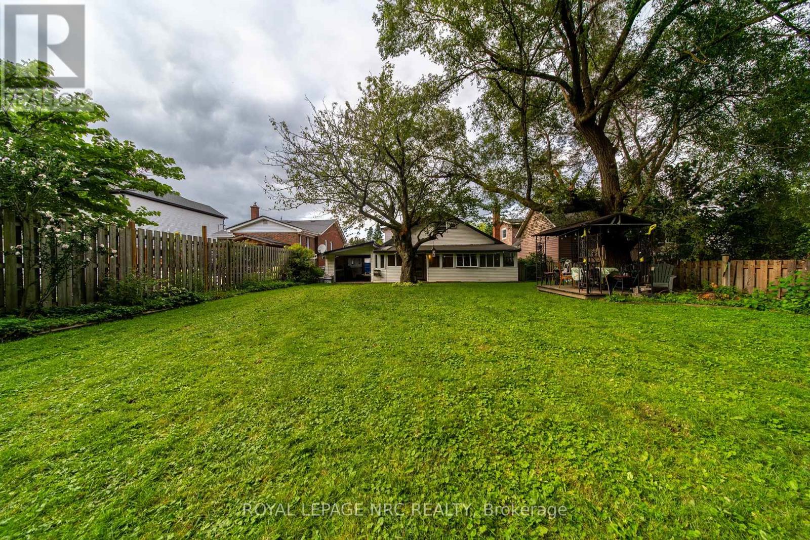 6334 Frederica Street, Niagara Falls, Ontario  L2G 1C4 - Photo 22 - X13713922