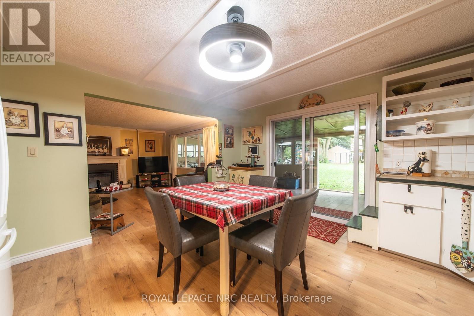 6334 Frederica Street, Niagara Falls, Ontario  L2G 1C4 - Photo 7 - X13713922