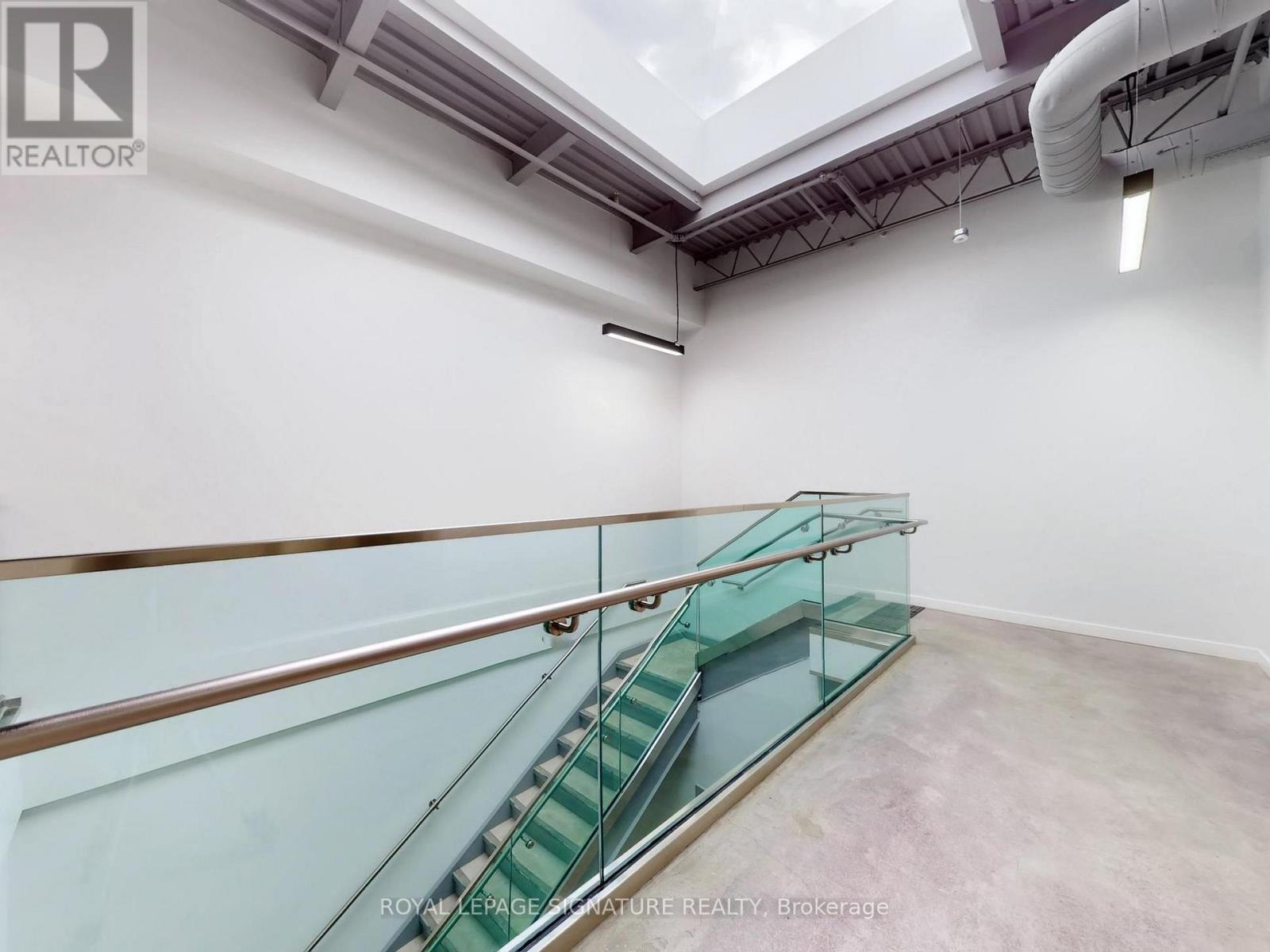 207 - 52 Scarsdale Road, Toronto, Ontario  M3B 2R7 - Photo 24 - C13713884