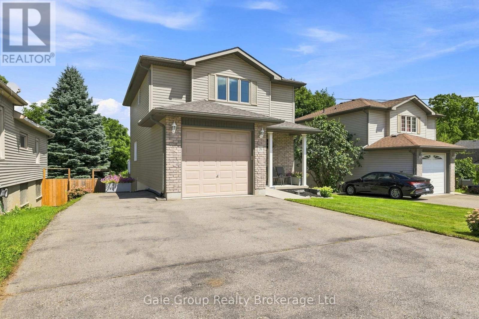 216 Thames Street N, Ingersoll, Ontario  N5C 3E4 - Photo 2 - X13713918